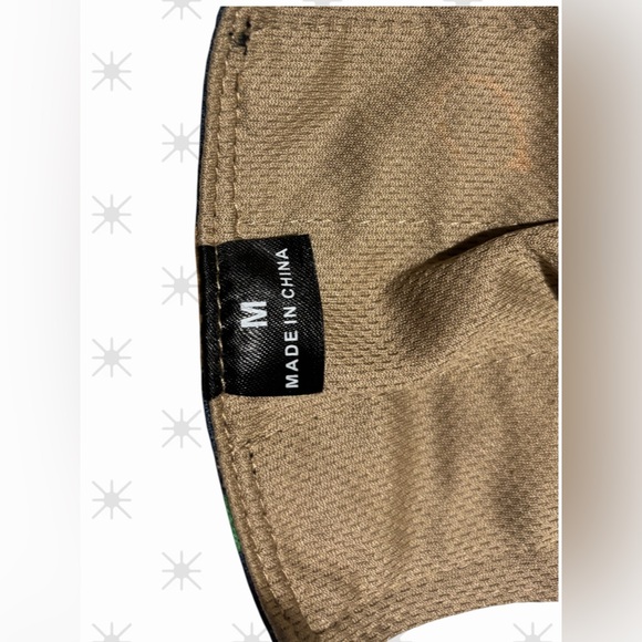 Grecle, Set of 4 Dog Diapers Male, Premium Belly Bands for Male Dogs, SZ Medium - Picture 8 of 8